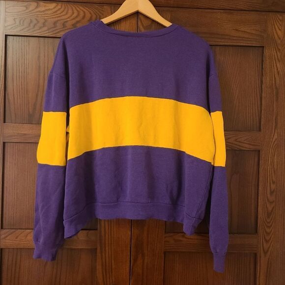 Vintage University of Washington Huskies Shirt Distressed Project Shirt - Picture 8 of 8